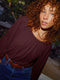 Nation Sloane Elastic Neck Tee Garnet - shopbody.com